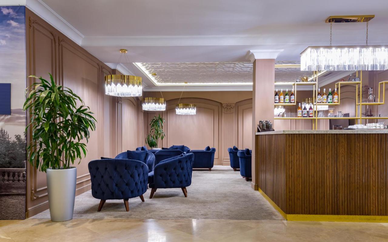 Mercure Tashkent Esterno foto